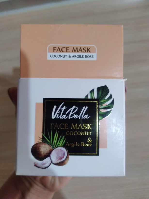 ماسک صورت حاوی شی باتر، روغن نارگیل و خاک رس ویتابلا